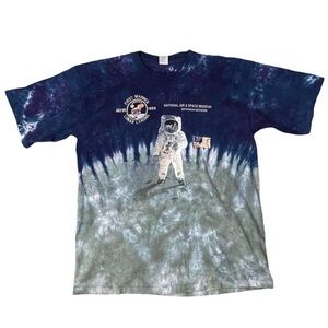 VTG Smithsonian NASA Apollo 11 1969 Lunar Landing 
Astronaut Tie Dye Tee Shirt